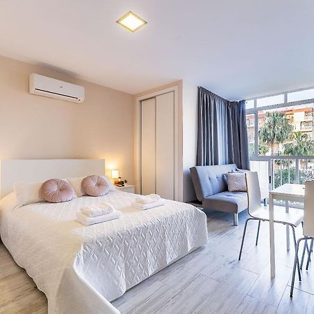 Sun Coast Benalmadena -- Superb Studio With 4 Pools, Gardens & Breakfast Экстерьер фото