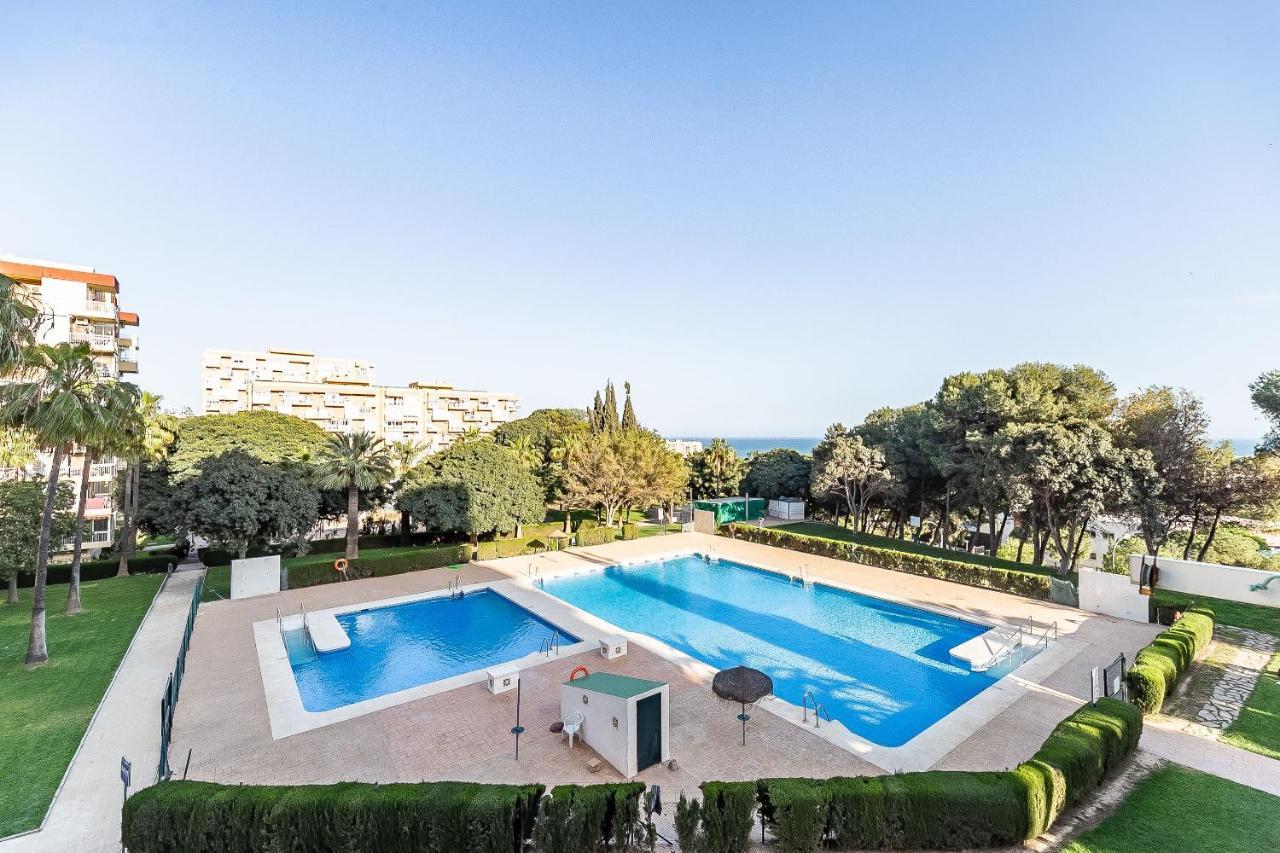 Sun Coast Benalmadena -- Superb Studio With 4 Pools, Gardens & Breakfast Экстерьер фото