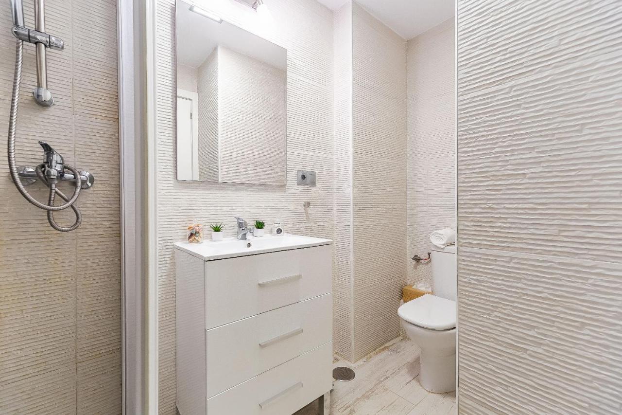 Sun Coast Benalmadena -- Superb Studio With 4 Pools, Gardens & Breakfast Экстерьер фото