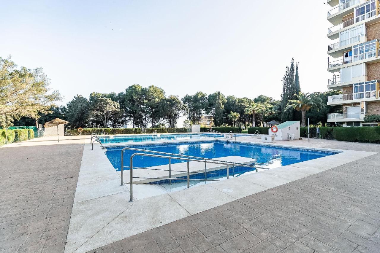 Sun Coast Benalmadena -- Superb Studio With 4 Pools, Gardens & Breakfast Экстерьер фото