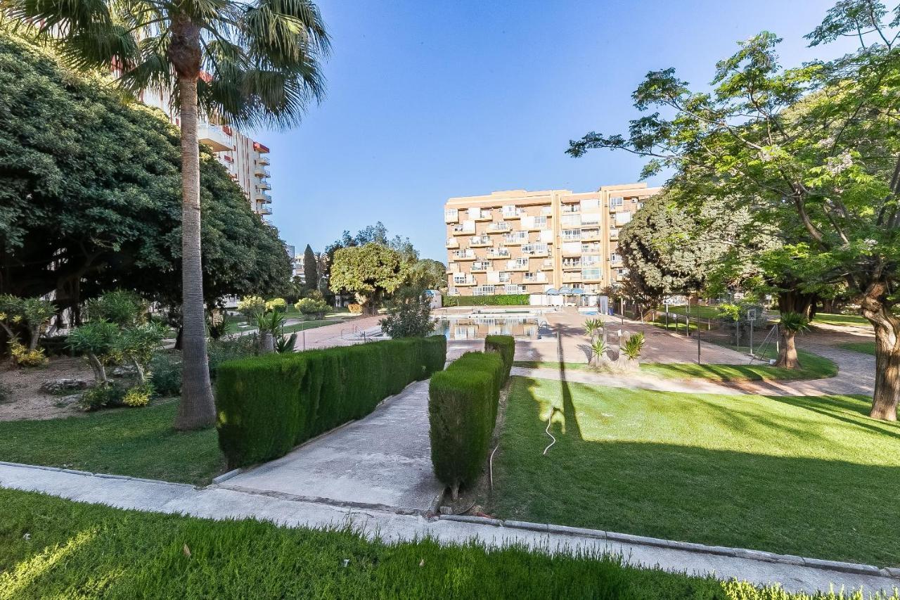 Sun Coast Benalmadena -- Superb Studio With 4 Pools, Gardens & Breakfast Экстерьер фото