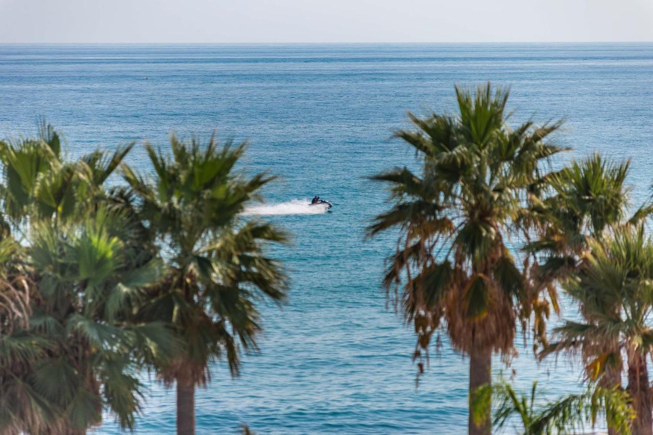 Sun Coast Benalmadena -- Superb Studio With 4 Pools, Gardens & Breakfast Экстерьер фото